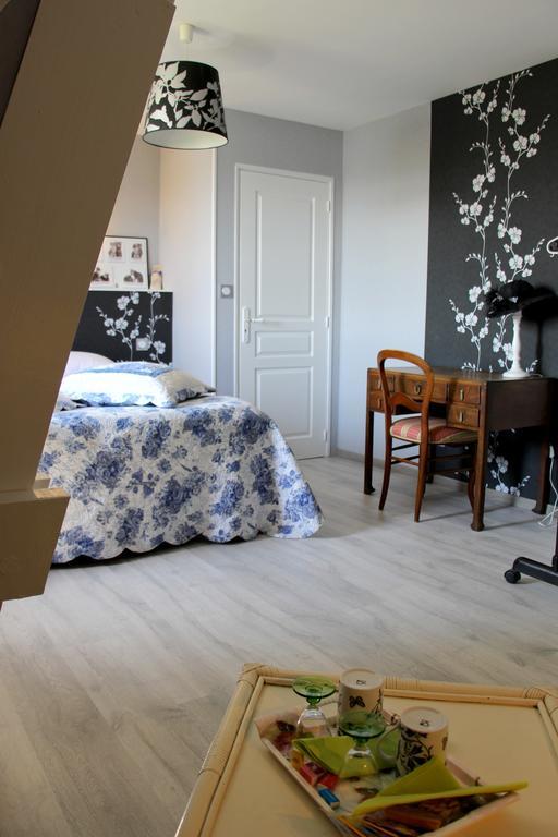 En Bord De Seine Bed & Breakfast Duclair Ruang foto