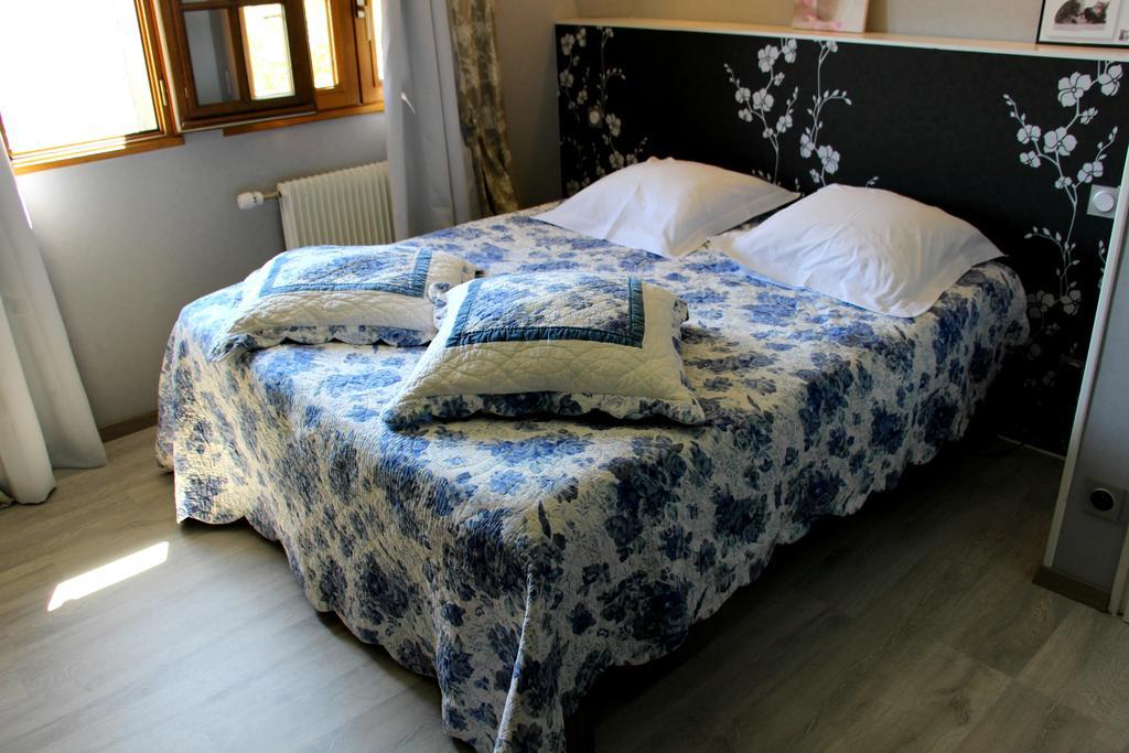 En Bord De Seine Bed & Breakfast Duclair Ruang foto