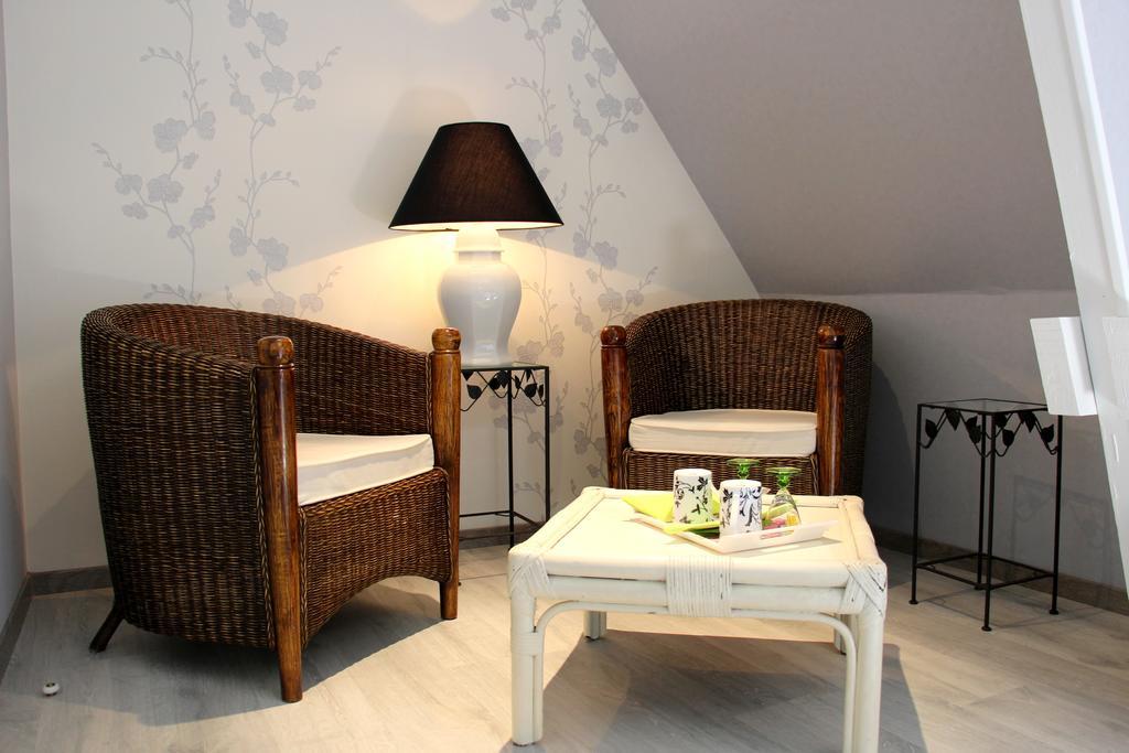 En Bord De Seine Bed & Breakfast Duclair Ruang foto