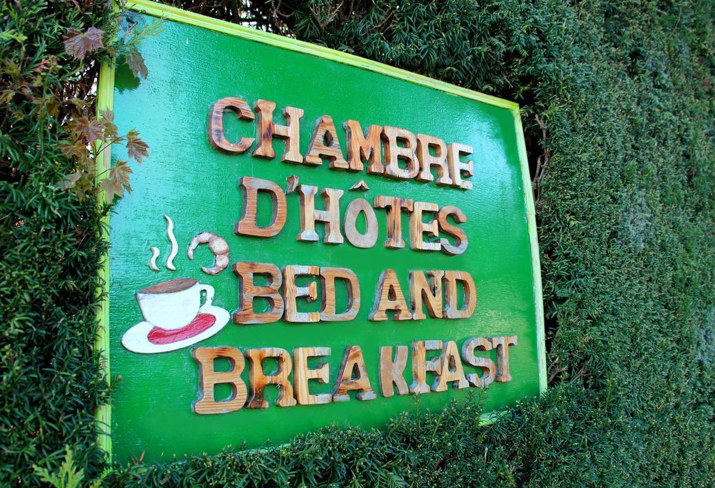 En Bord De Seine Bed & Breakfast Duclair Bagian luar foto